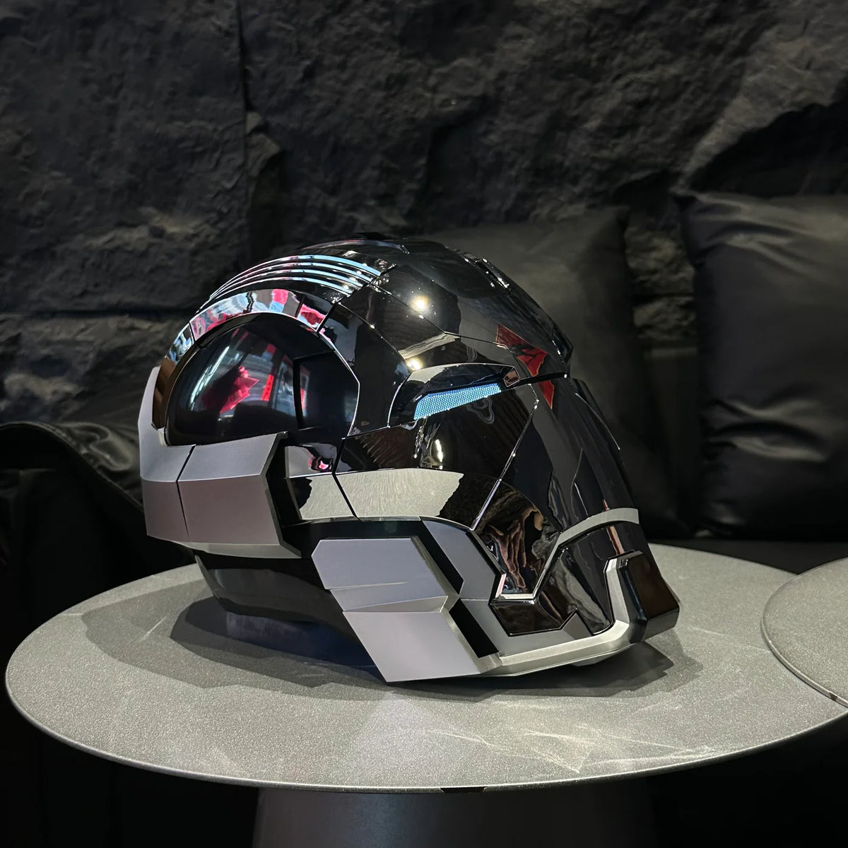 Iron Man Helmet MK17 1/1 Wearable English Voice-controlled Mask (Silver)