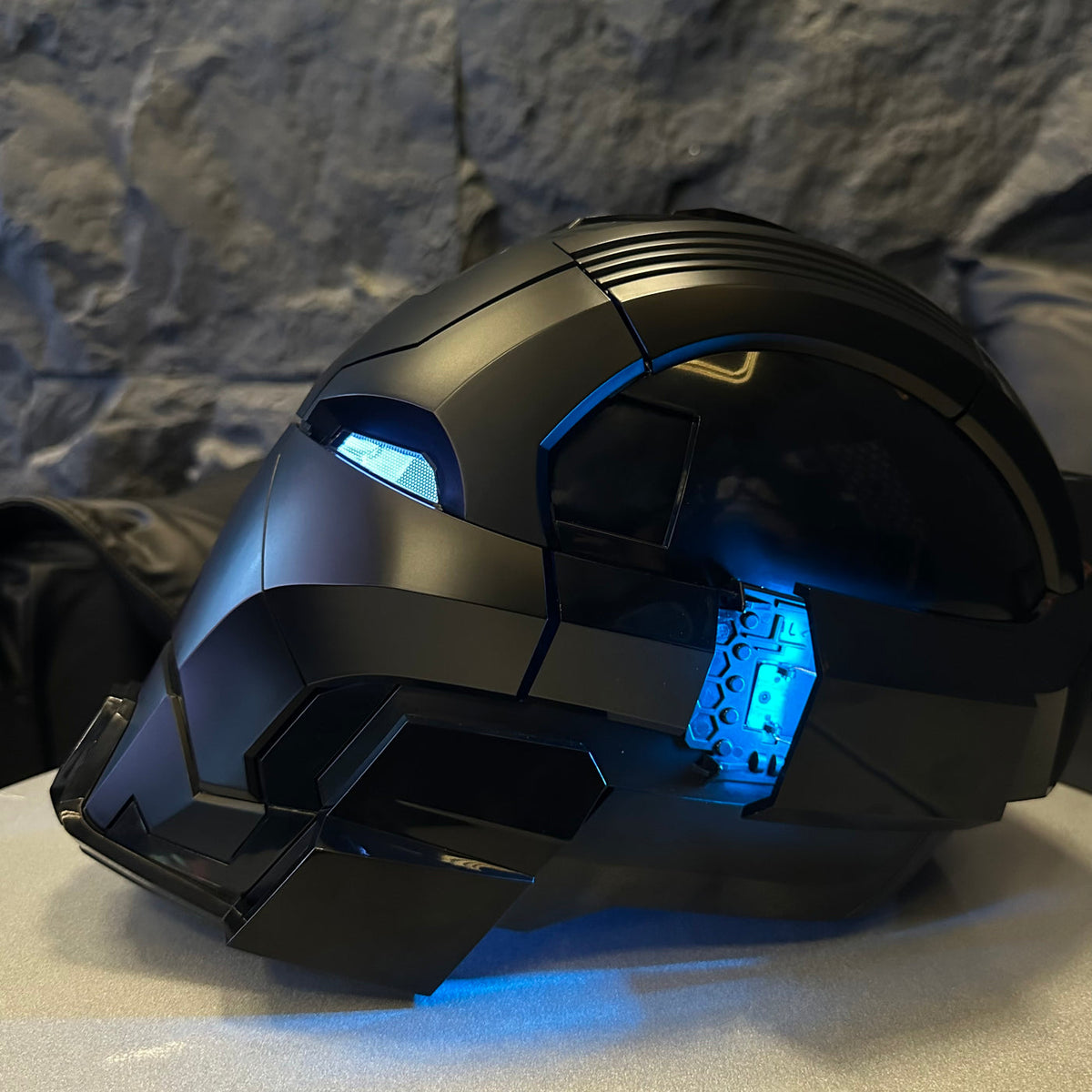 Iron Man Helmet MK17 1/1 Wearable English Voice-controlled Mask (Black)